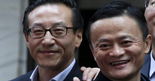 Chân dung tân Chủ tịch Alibaba: Là bạn tri kỷ của Jack Ma, từ vị trí lương 50 USD⁄tháng đến chiếc ghế Chủ tịch đế chế 240 tỷ USD