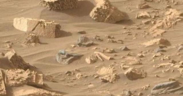 NASA tìm ra “đá bắp rang” ngoài hành tinh: Gợi ý về sự sống?