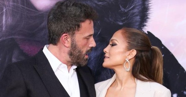 Ben Affleck nói về Jennifer Lopez giữa tin ly hôn