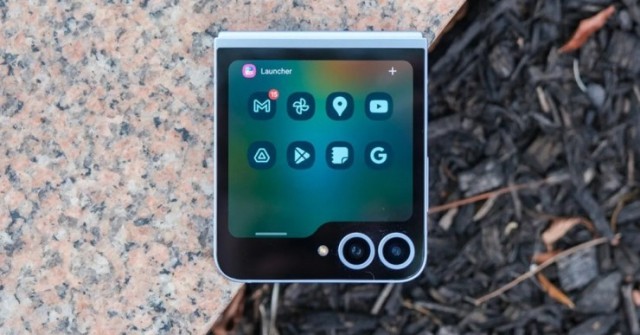 Galaxy Z Flip 7 lộ diện rõ nét trong loạt ảnh mới