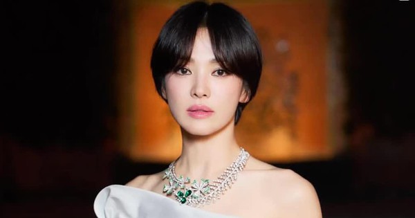 Bức ảnh gây tranh cãi của Song Hye Kyo