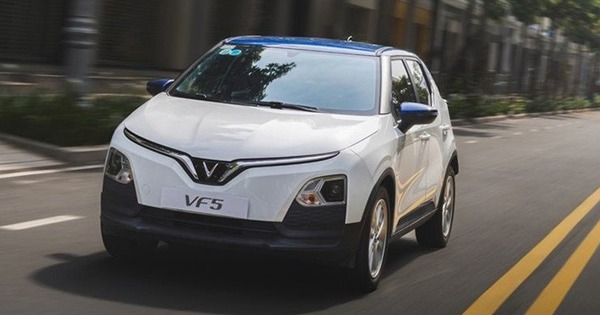 Chuyện thật như đùa: Xe điện VinFast chạy hơn 16 vạn km, chỉ chai… 1% pin