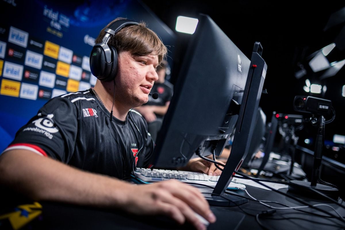 S1mple Chia Sẻ Về Cách Mà Anh Trở Lại Đỉnh Cao Counter Strike 2 Sau Thời Gian Dài