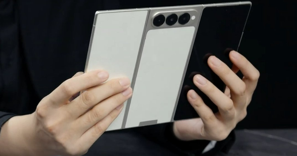 Sau Huawei, thêm một hãng Trung Quốc ra mắt smartphone gập ba với độ mỏng chỉ... 3.49mm