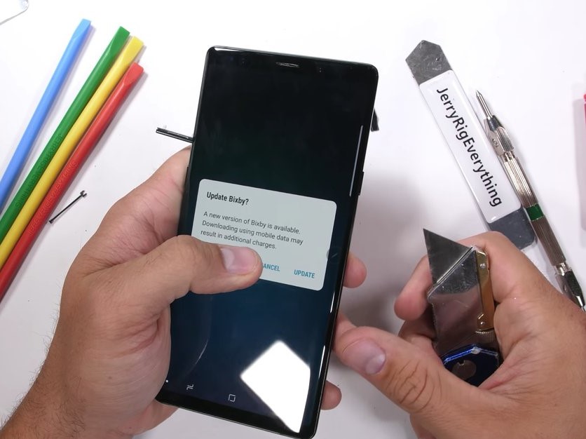 Samsung Galaxy Note 9 có thực sự cứng cáp?