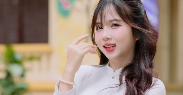 Nữ thủ khoa điểm tuyệt đối từng bị bàn tán ‘trường chuyên mà trượt đại học’