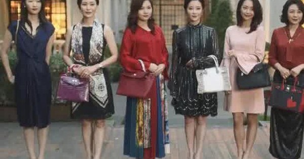 Khoảnh khắc phản tỉnh trong "30 Chưa Phải Là Hết": Khi một chiếc túi Hermes có thể định giá cả con người
