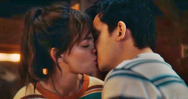 Xem phim Sex Education mãi mới biết đây là cảnh nóng đỉnh nhất 4 mùa, biết kết cục phía sau còn sốc hơn