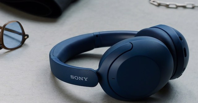 Tai nghe chụp tai pin 30 tiếng, khử tiếng ồn mới của Sony