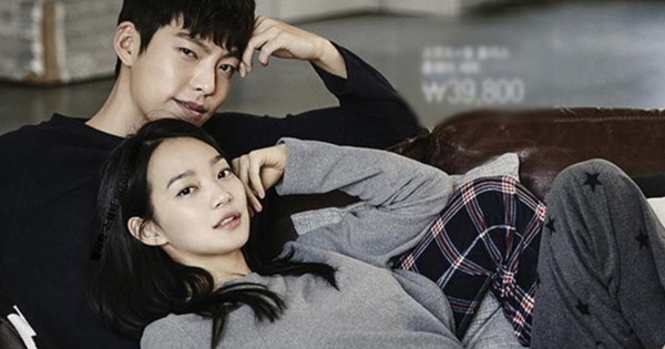 Kim Woo Bin và Shin Min Ah sẽ chính thức cưới hỏi vào năm sau theo lời của nhà tiên tri nổi tiếng