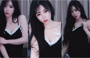 Streamer sexy lộ thứ đầy nhạy cảm trên sóng khiến fan hoảng hồn, mất hết niềm tin vào cuộc sống