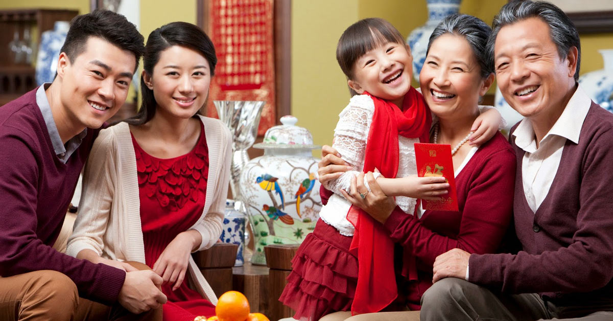 “Cuộc chiến” Tết nội – Tết ngoại và cách hóa giải mâu thuẫn