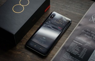 Mi 9 ra mắt, Xiaomi giảm giá Mi 8 với cảm biến vân tay trong màn hình, mặt lưng trong suốt còn hơn 8 triệu