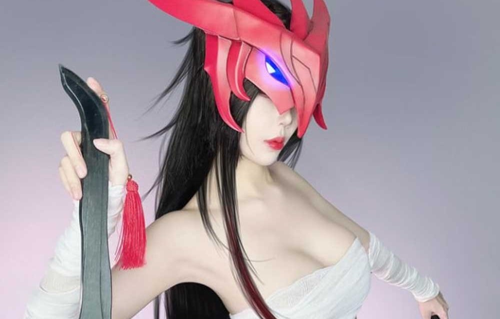 Ngắm nhìn bộ ảnh cosplay cực kỳ sexy, quyến rũ của nữ hot girl Trung Quốc - MOBILE