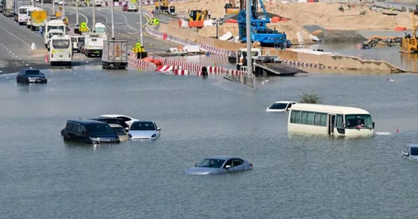 Từ siêu đô thị xa hoa hóa thành “vũng nước đọng” suốt nhiều ngày: Dubai để lộ tử huyệt trong xây dựng thành phố