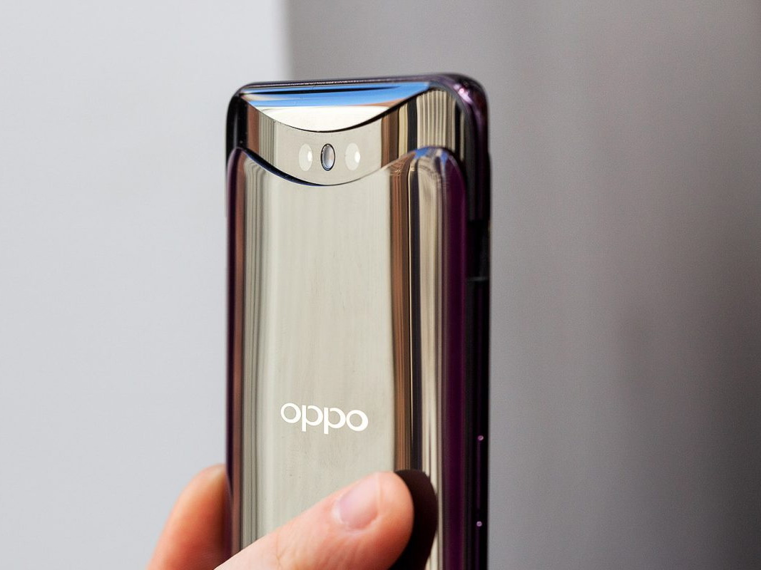 Oppo Find X: màn hình tràn viền, camera giấu kín