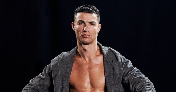Cristiano Ronaldo là ngôi sao được trả lương cao nhất trên Instagram