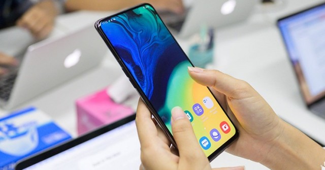 Khi sự phân biệt giữa smartphone cao cấp và tầm trung không còn nữa