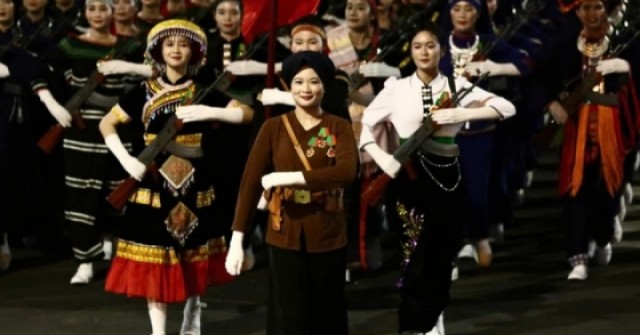 Dàn chiến sĩ rạng rỡ trong ngày hợp luyện diễu binh