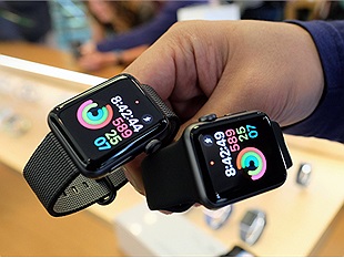 Apple Watch Series 3 bị chê sấp mặt, cổ phiếu Apple sụt ngay 3%