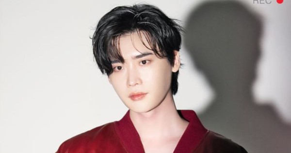 Công bố giá vé fanmeeting Lee Jong Suk ở Việt Nam vào tháng 10 tới, đắt nhất là bao nhiêu?