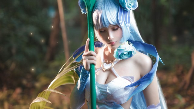 Đã mắt với bộ ảnh cosplay nữ tướng Công Tôn Ly trong game Vương Giả Vinh Diệu