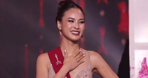 HOT: Quỳnh Nga đăng quang Á hậu 2 và giành 3 giải ở Miss Charm 2024!