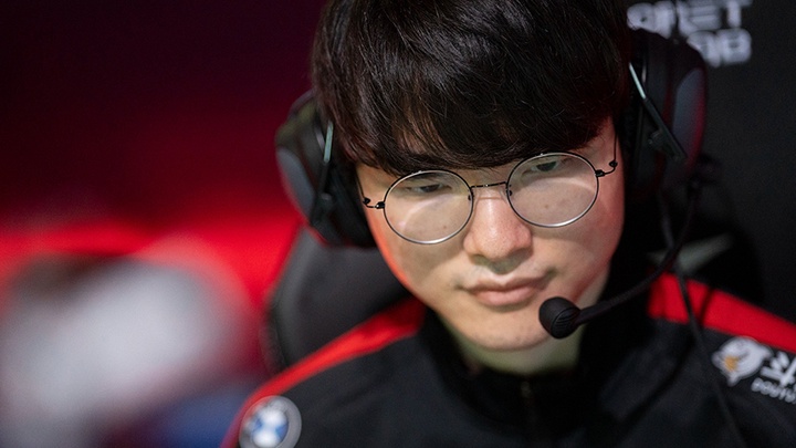 Đại thắng DK, T1 ghi tên mình vào Playoffs LCK Mùa Xuân 2022