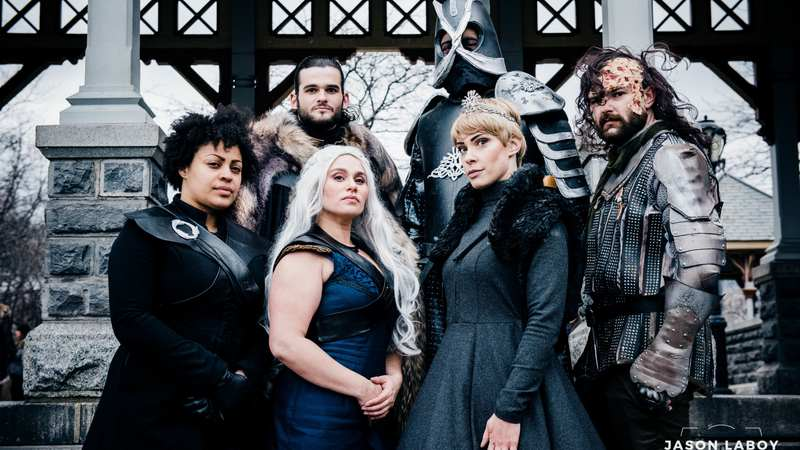 Nhóm fan ruột cosplay cả gia tộc Game of thrones chất phát ngất