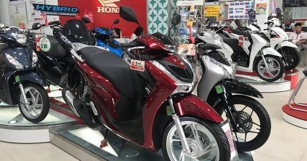 Giá xe máy lao dốc mạnh cuối tháng 3: Honda Vision từ 30 triệu đồng, SH, Air Blade, Janus. Winner X... rẻ hiếm thấy, có xe tặng kèm smartphone