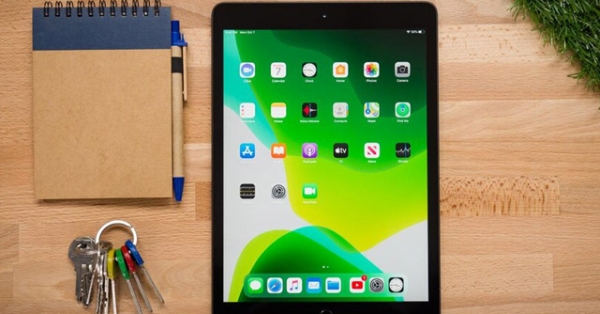 Tháng 9 này, iPad Air lại chung sân khấu với iPhone 12