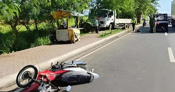 Người đẹp hoa hậu tử vong vì đâm vào xe tải