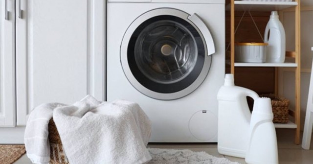 Bất ngờ về sự thật máy giặt không hề diệt sạch vi khuẩn trên quần áo