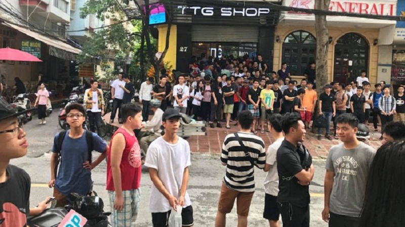 Dũng CT lần đầu lộ diện, TTG Shop 