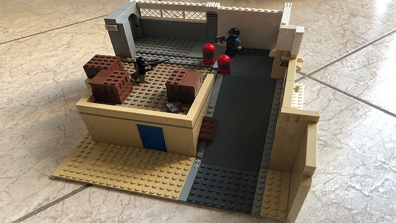 Fan CSGO dựng lại Map huyền thoại chỉ bằng Lego