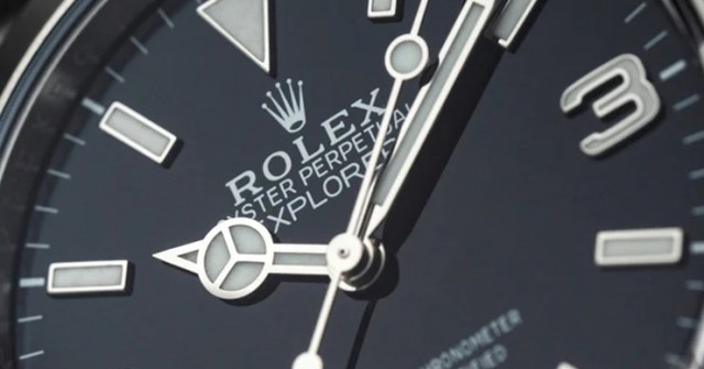 Tại sao đồng hồ Rolex hoạt động mà không cần pin?
