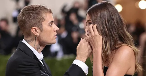 Vợ chồng Justin Bieber ngày càng hạnh phúc hậu có con