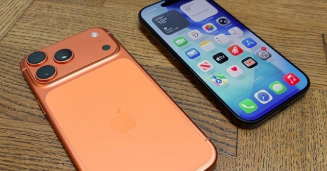Chưa kịp nóng tay, iPhone 17 đã tái hiện nỗi ám ảnh 12 năm về trước
