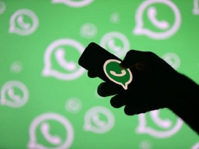 WhatsApp đang tràn ngập tin giả 