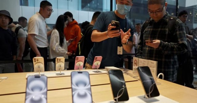 Apple chạy chương trình giảm giá iPhone 16 lên đến hơn 5,6 triệu đồng - CÔNG NGHỆ