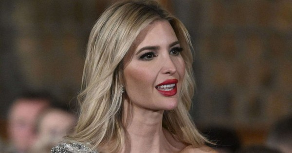 Ivanka ủng hộ Taylor Swift dù ông Trump ghét