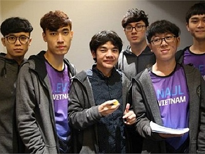 LMHT: UTM Esports công bố đội hình thi đấu VCSA Mùa Xuân 2018 với sự góp mặt bất ngờ của Siêu Sao GPL - Hope