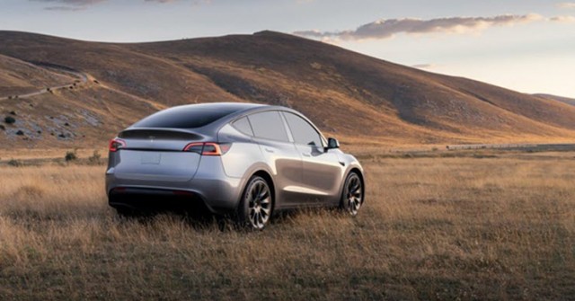 Lỗi hệ thống phần mềm cảm biến, Tesla thu hồi khẩn cấp gần 700.000 xe điện