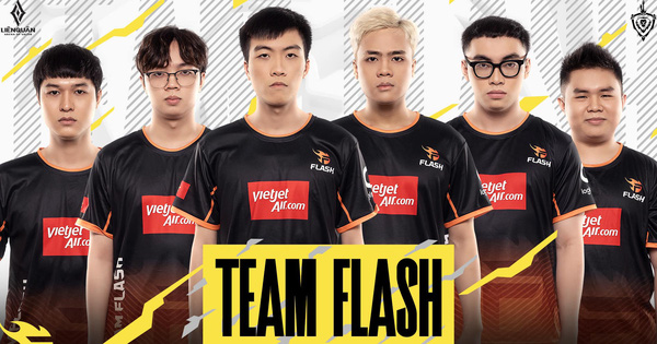 Team Flash công bố đội hình mùa giải mới: ADC trở lại, Elly và Đạt Kòii chia tay đội tuyển