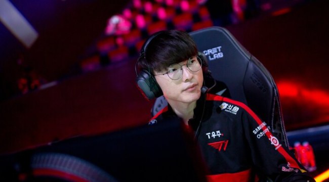 LCK giải thích vụ trọng tài phớt lờ Faker là hiểu lầm, fan T1 vẫn phẫn nộ vì không có bằng chứng