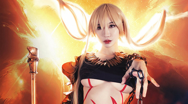 Fate/Grand Odrer – Babylonia: Cosplay Gilgamesh phiên bản nữ cực nóng bỏng