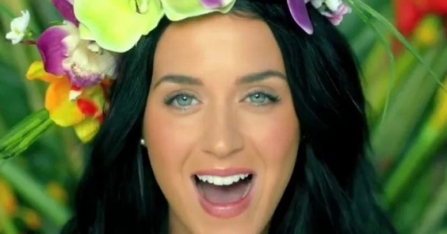 Katy Perry tạo nên kỷ lục mới với 2 MV cán mốc 4 tỷ lượt xem trên YouTube