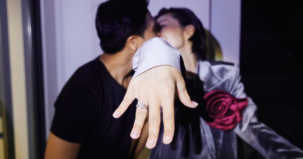Sao nữ vừa được cầu hôn chấn động tại Hoa hậu Hoàn vũ Việt Nam bị soi hint đang bầu bí?