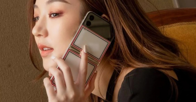 Smartphone màn hình gập 