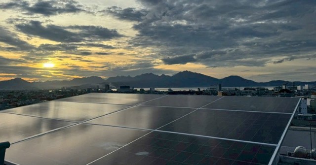Tác dụng ít ai ngờ đến từ hệ thống điện mặt trời đối với ngôi nhà